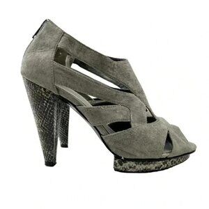 Attitude Strappy Chunky Platform Heels Caged Open Toe Shoe Y2K Faux Suede Grey 7